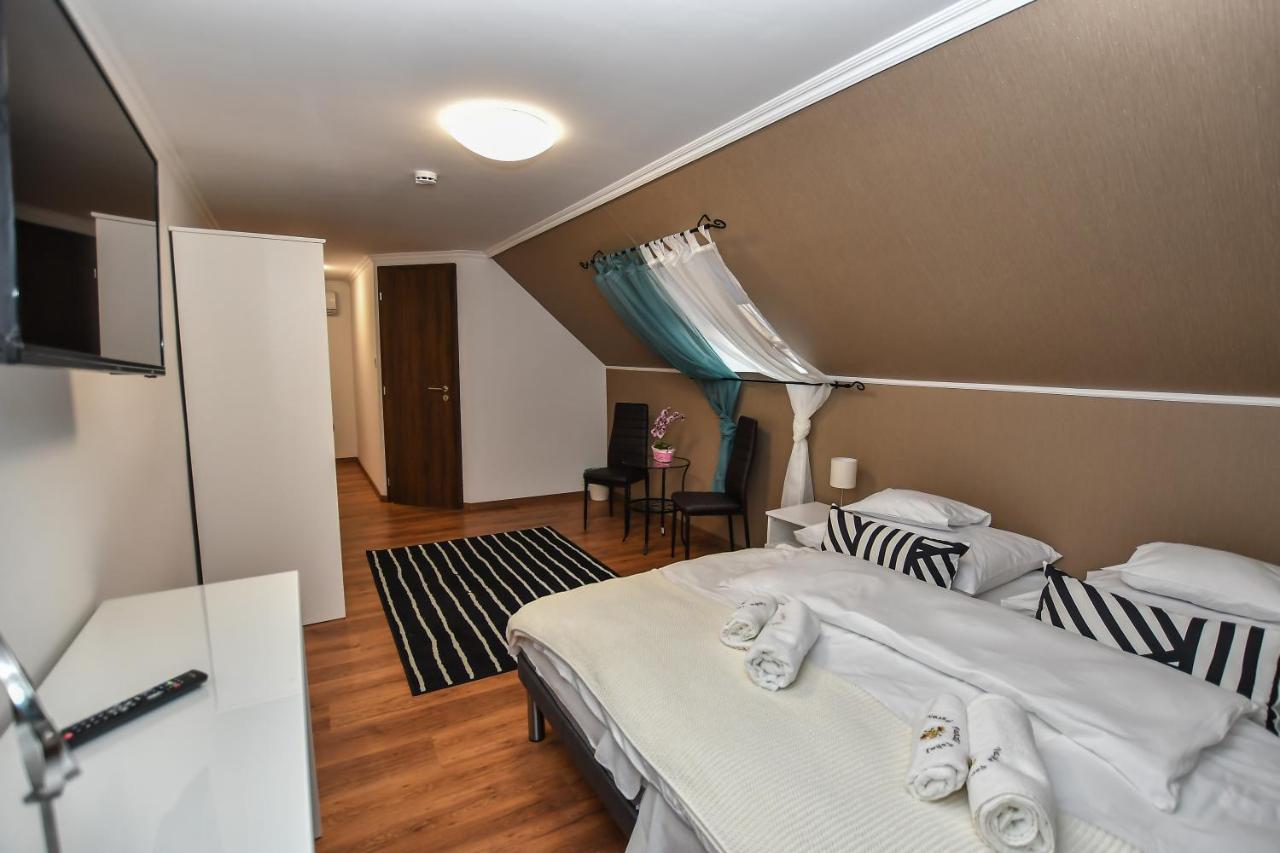 E-Vasko Panzio Borpince Bed & Breakfast Tokaj Exterior photo